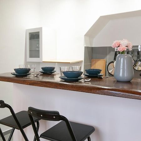 Authentic Apartment In Center Of Parisian Marais Dış mekan fotoğraf